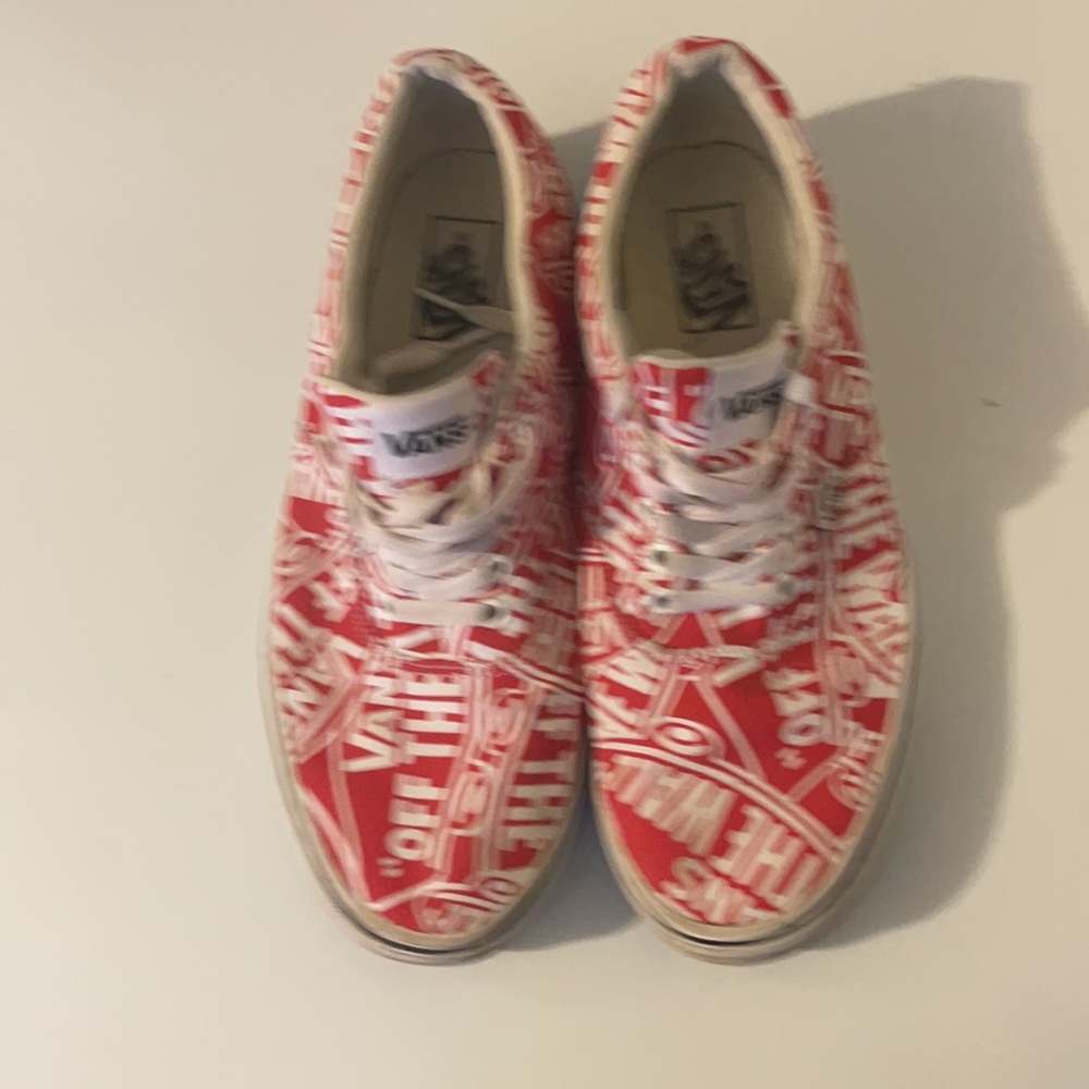 Vans - Picture 2 of 5